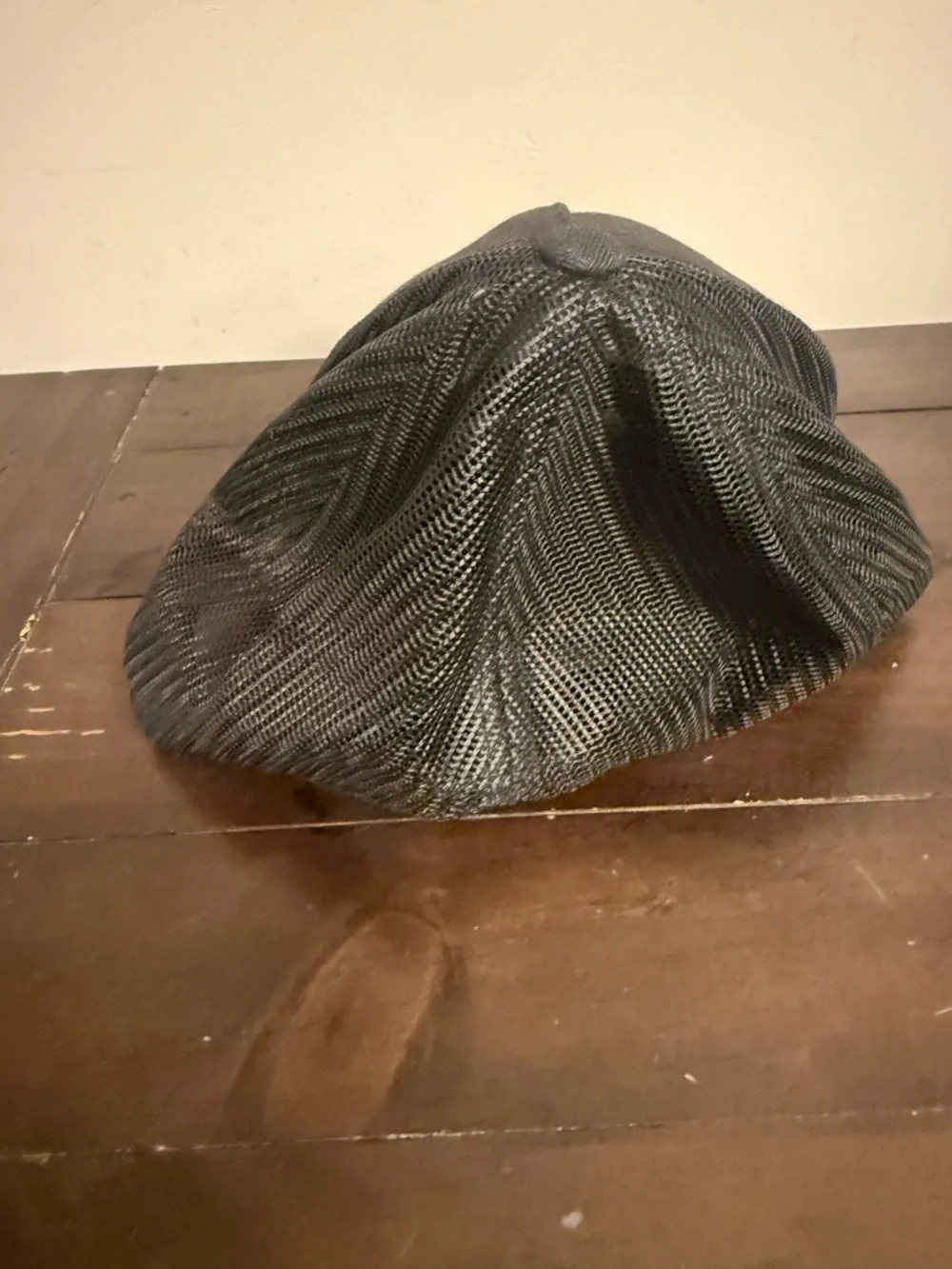 RVCA Black Mesh Trucker Hat Snapback Mid Fit Surf Skate Streetwear Cap